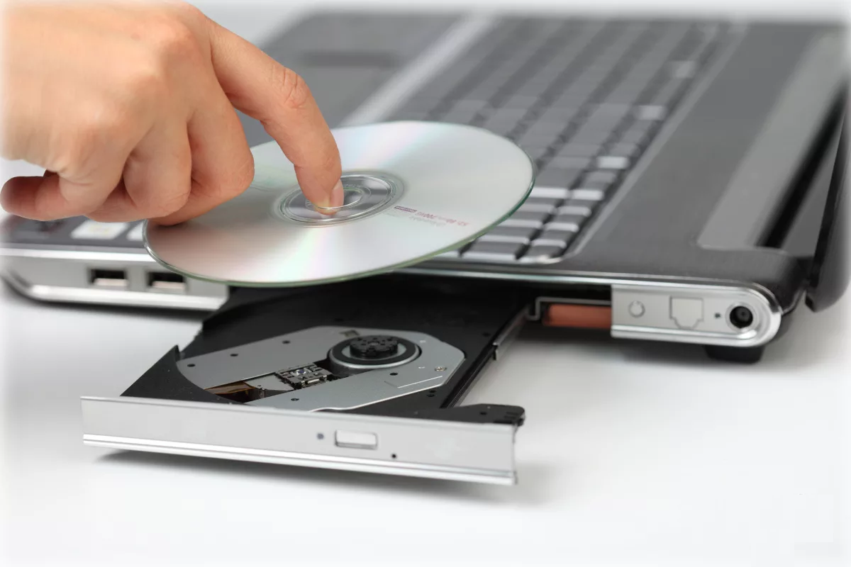 Скачать программу для открытия дисковода на ноутбуке