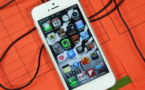 Trasferimento di contatti su iPhone da iCloud