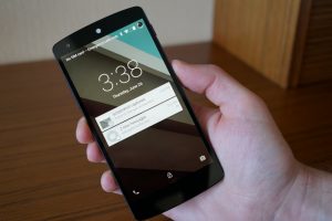 Come effettuare notifiche come Android L?