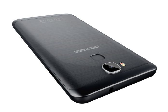 Doogee Y6